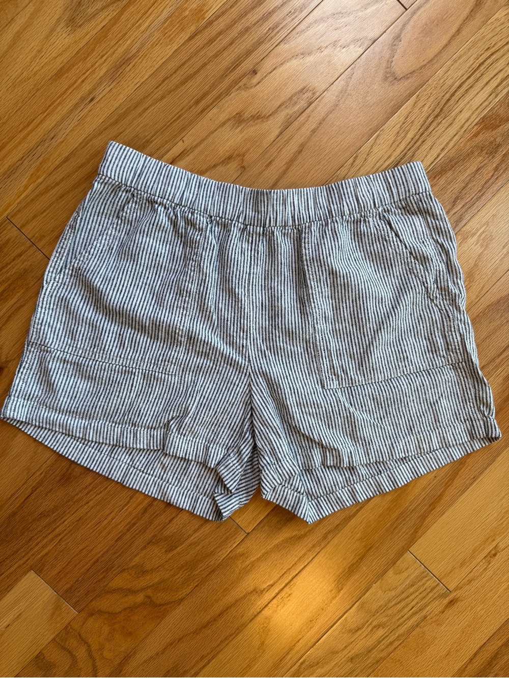 J crew linen shorts blue and white stripped
